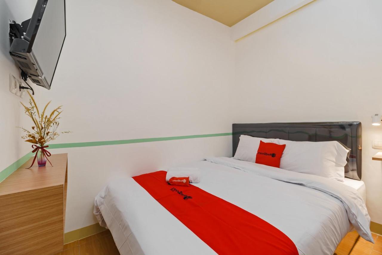 Reddoorz @ Taman Royal Tangerang Hotel Ngoại thất bức ảnh