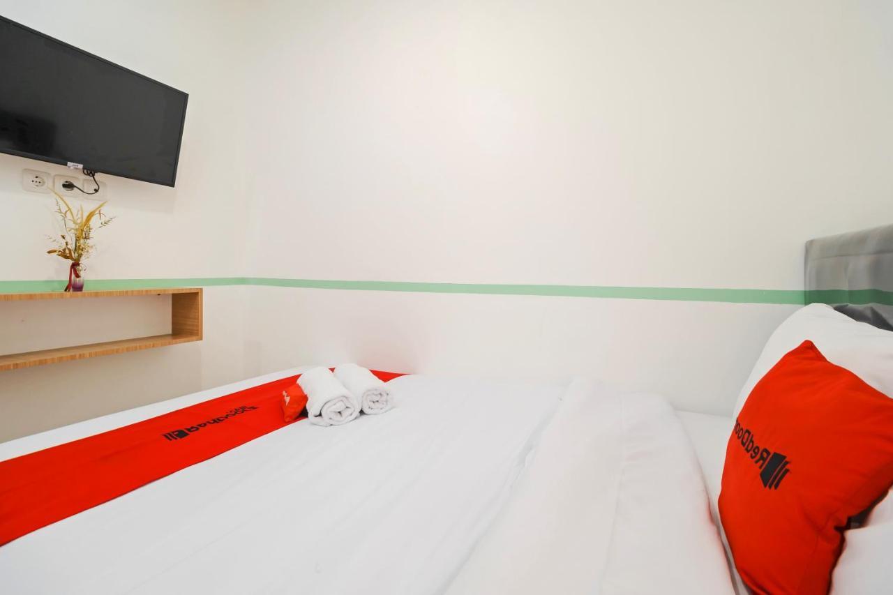 Reddoorz @ Taman Royal Tangerang Hotel Ngoại thất bức ảnh
