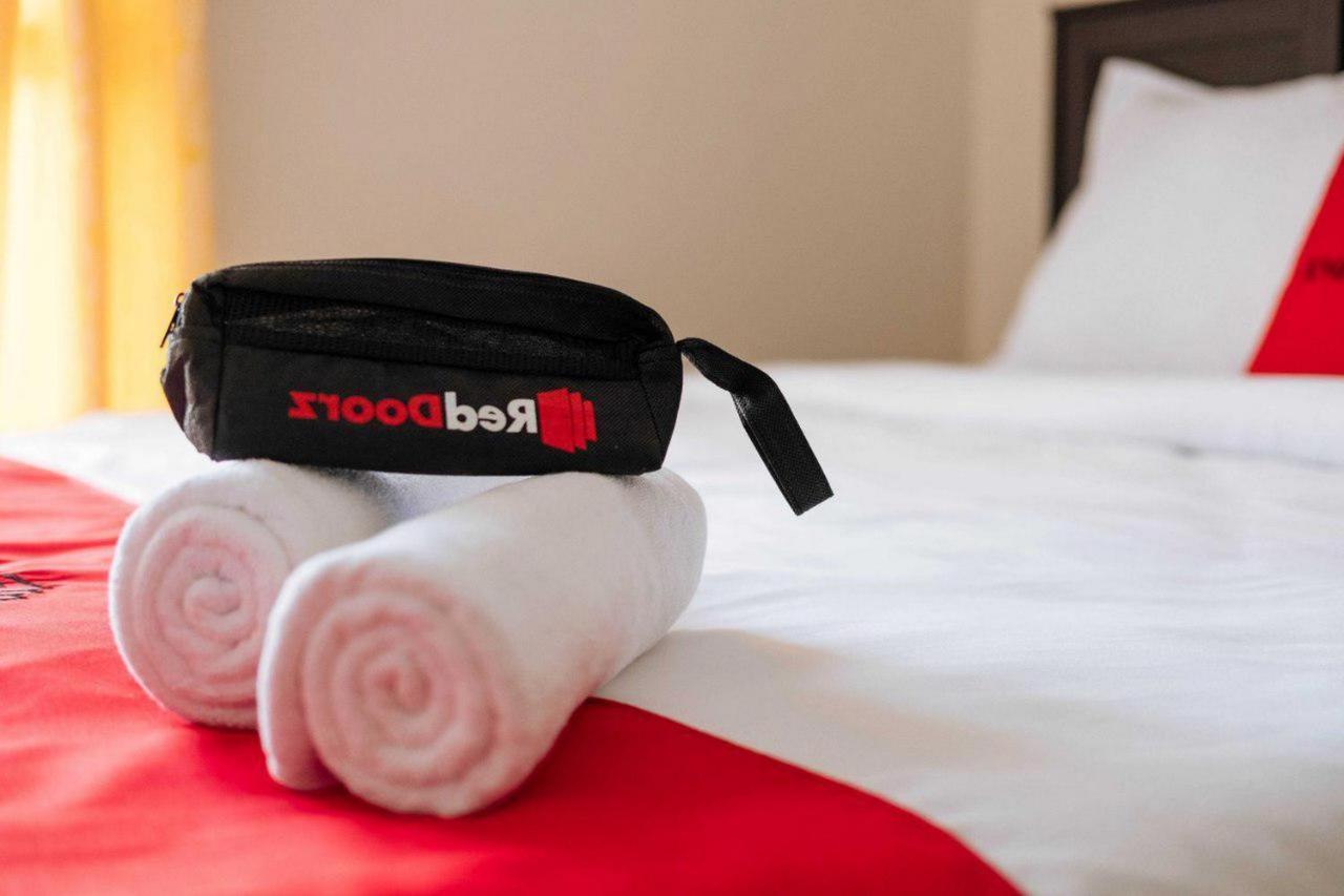 Reddoorz @ Taman Royal Tangerang Hotel Ngoại thất bức ảnh