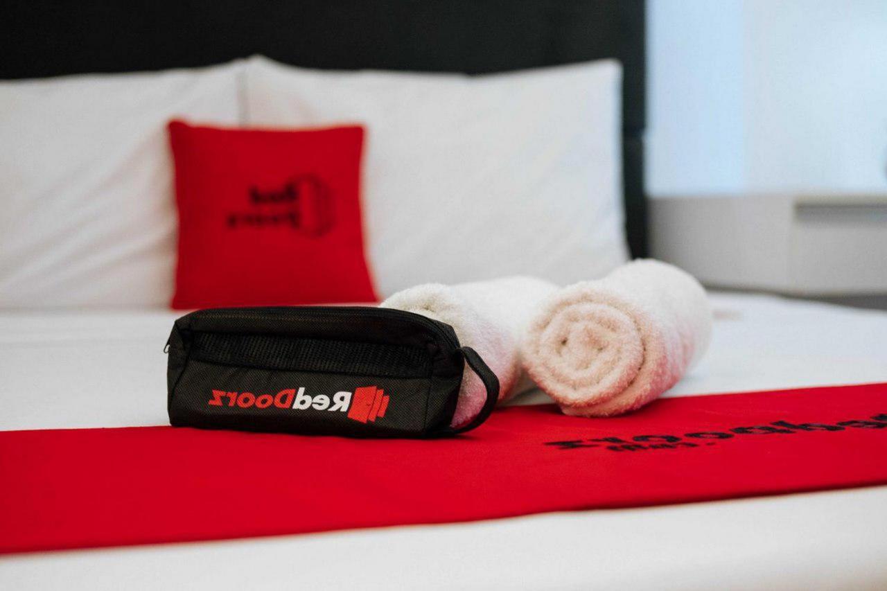 Reddoorz @ Taman Royal Tangerang Hotel Ngoại thất bức ảnh